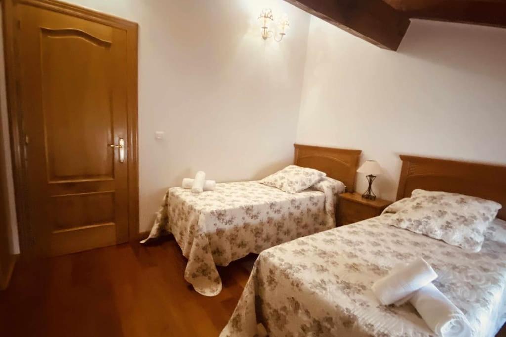 Apartamentos Lleguera 1 Llanes Eksteriør bilde